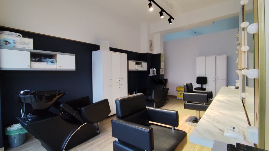 Inchiriere salon de infrumusetare – afacere la cheie, zona Lidl Iosia - Poză 1