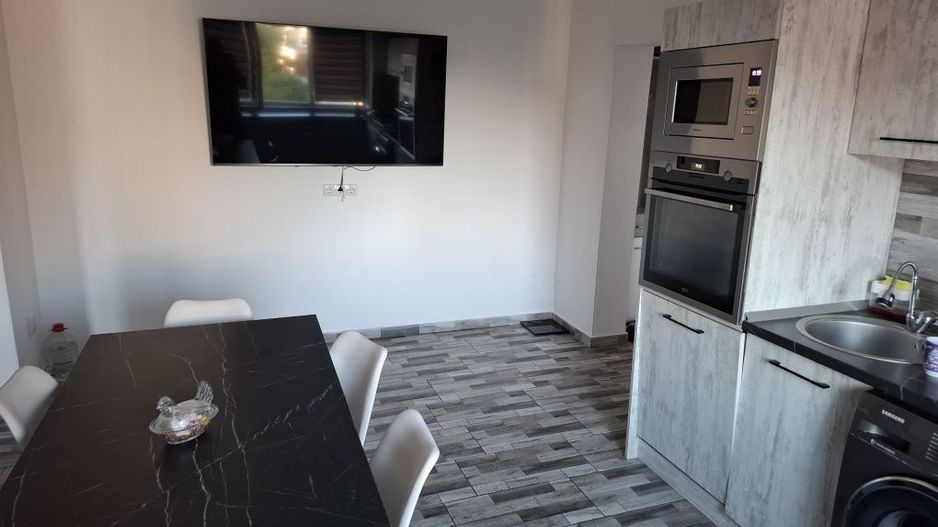 BRASADAS vinde ap 3 cam in Micro 16 la etajul 4/4. - Poză 2