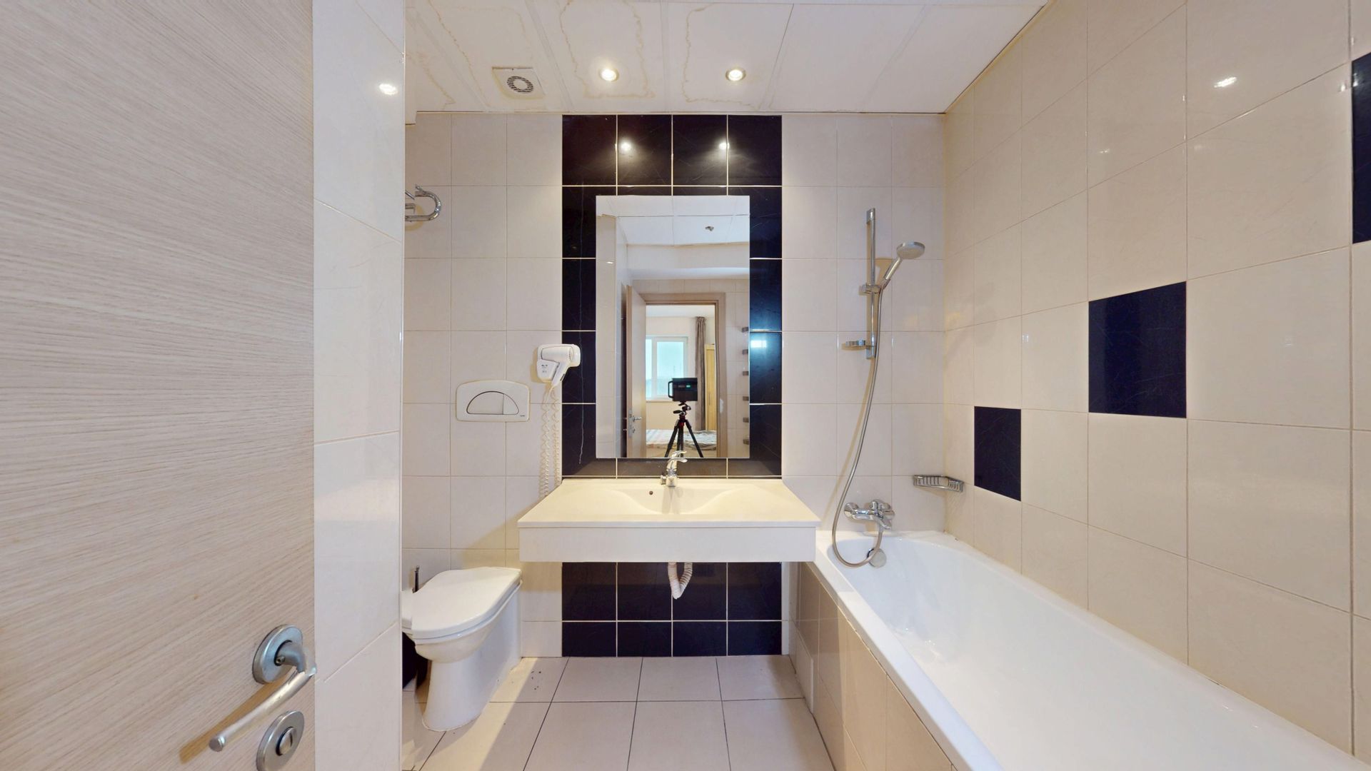 UNIC Apartament 3 camere - 2 bai Complex Rin Grand Residence Vitan - Poză 24