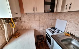 De vanzare garsoniera, etaj intermediar, Cetate - Poză 3
