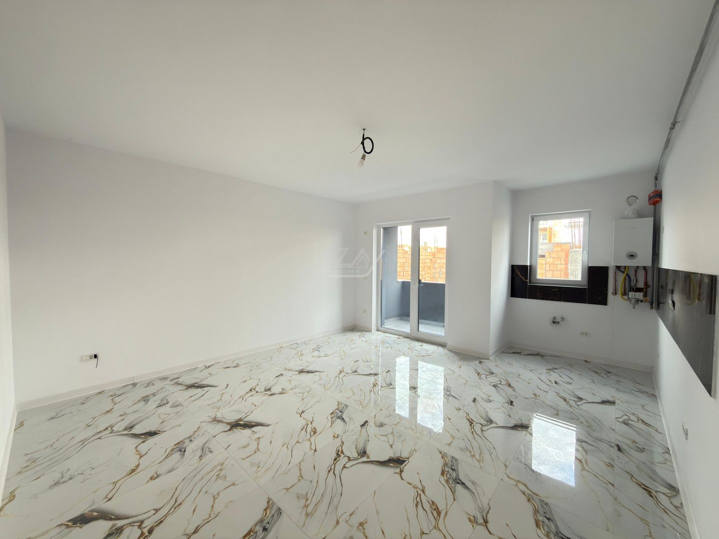 Bloc la asfalt. Etaj 1. Loc de parcare. - Poză 2