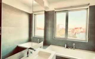 Apartament premium de închiriat, cu terasă panoramică și acces SPA - Poză 9