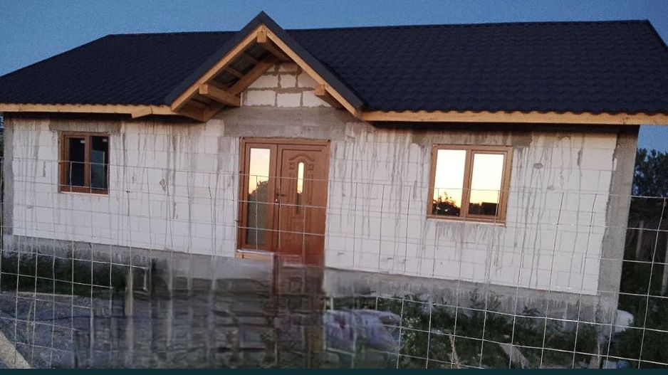 Casa la intrare in Cionchesti - Poză 2