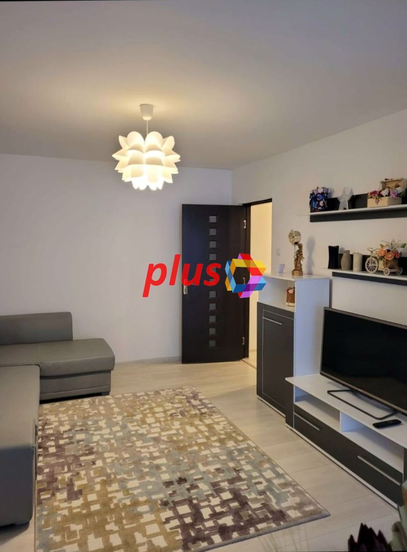 Apartament cu doua camere, zona Racadau 55 mp - Poză 1