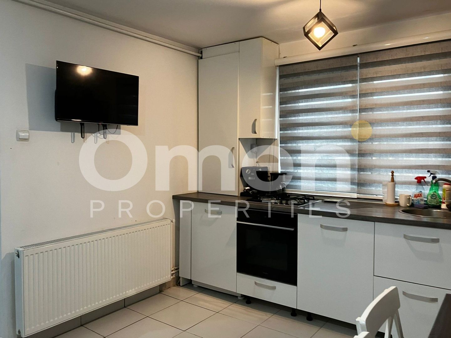 Apartament 2 camere spațios, ultracentral, etaj 4 – de închiriat - Poză 2