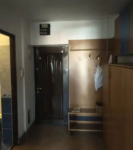 GARSONIERA  SPATIOASA ZONA VITAN - Poză 5