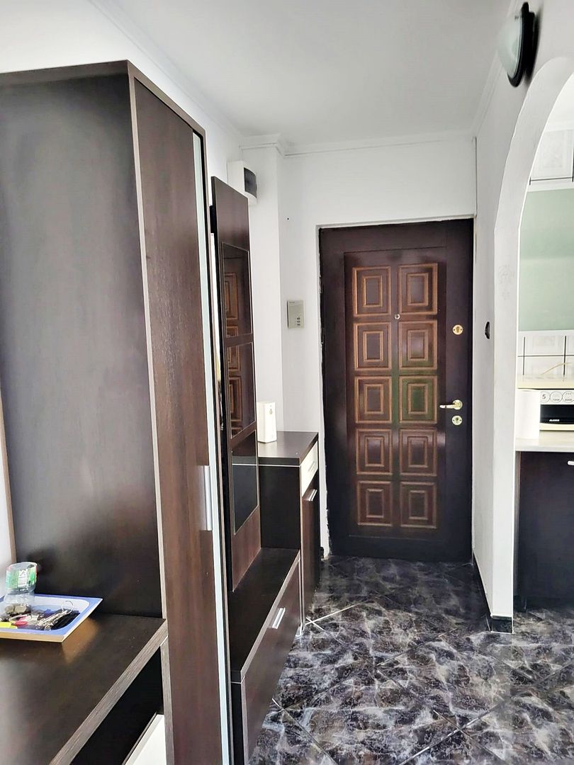 Codlea, apartament 2 camere decomandat, etaj 1, mobilat, 75000 euro - Poză 18