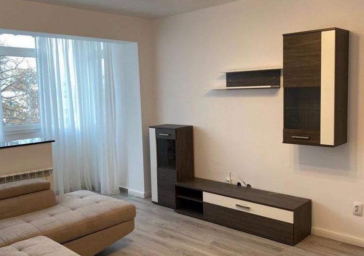 Ag BRASADAS închiriază ap 2 cam et 4 Piata Victoriei. - Poză 2