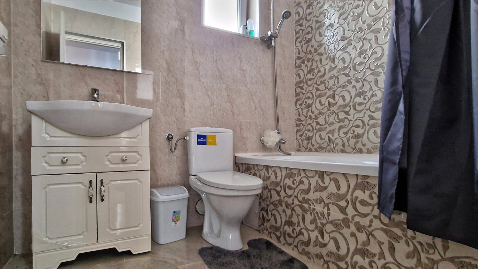 Apartament cu 2 camere, gradina si parcare de închiriat - Poză 6