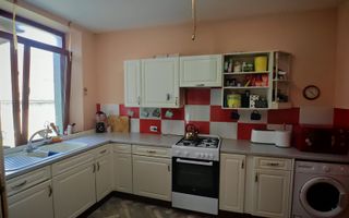 CASA SASEASCA comuna VULCAN,zona foarte buna,teren 3000 mp - Poză 2