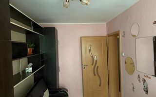Apartament cu 3 camere/ 55mp/ zona Tatarasi - Poză 5