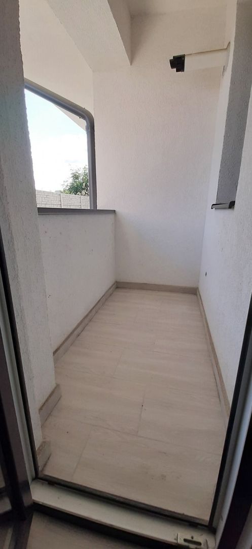 Vanzare apartament 2 camere zona 1 Decembrie - Poză 10