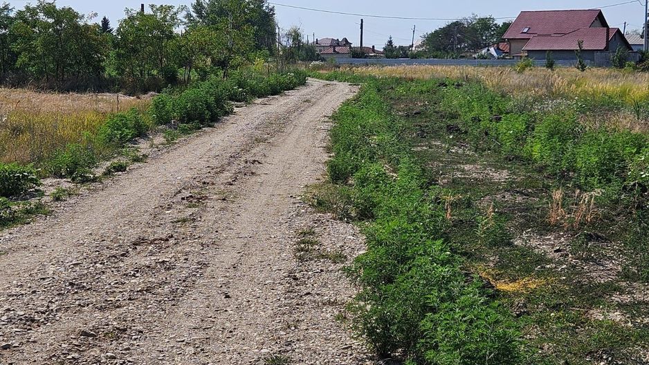 Vând teren intravilan în Bradu - 500 mp - Poză 11