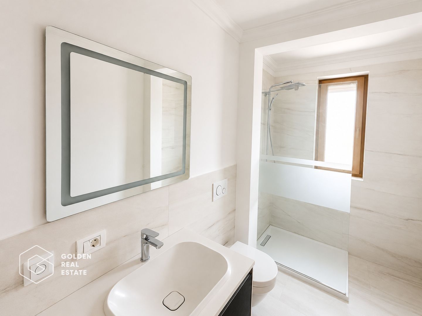 Apartament premium, zona Subcetate, 3 camere, 2 bai, loc parcare, sala, piscina - Poză 13
