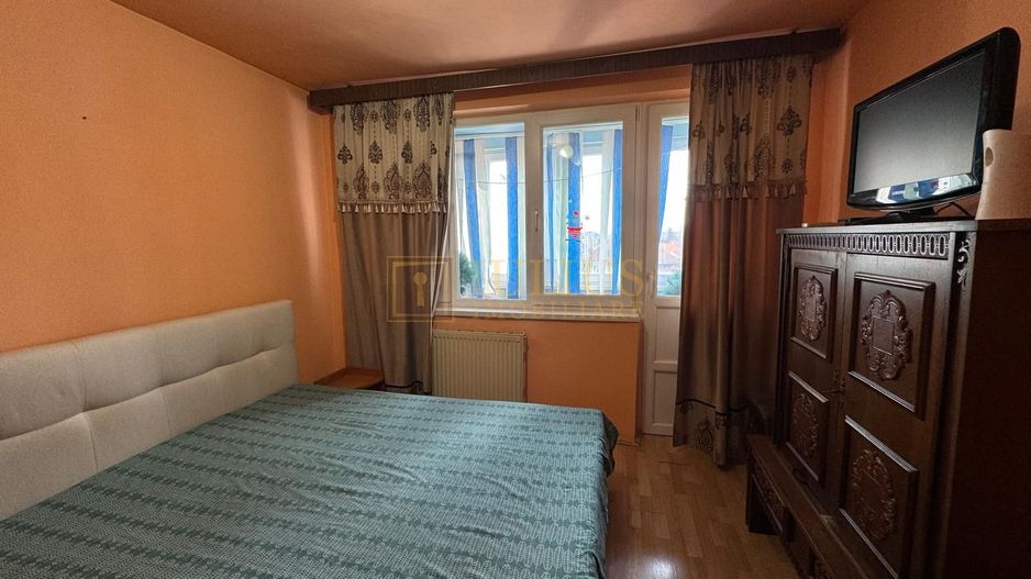 3 camere decomandat, centrala proprie. - Poză 1