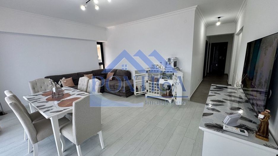 Ap 3 cam Mamaia Butoaie  105 mp  Vedere la mare - Poză 1