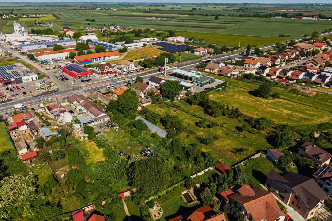 Casa cu teren 1.876 mp, la soseaua principala, vis-a-vis de Profi si Penny, Sag  - Poză 12