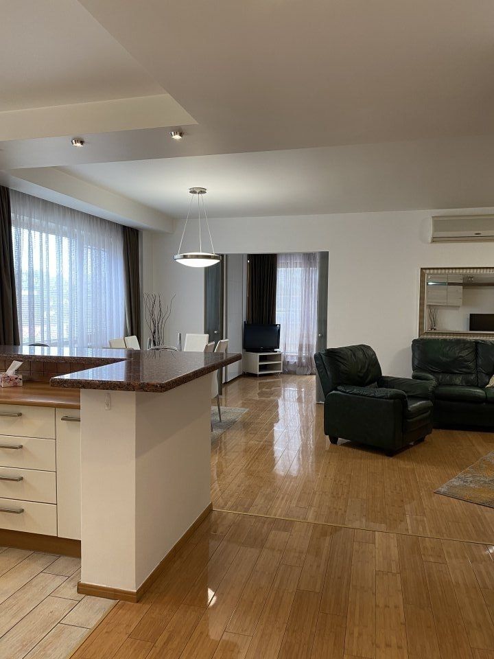 Penthouse Bdul. Aviatorilor ||  Piața Charles de Gaulle ||  P+4  || Parcare - Poză 10