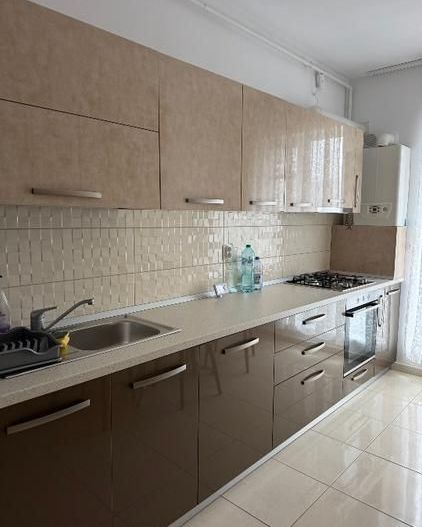 Inchiriez aparatament mobilat bloc nou zona Mihai Bravu - Poză 7