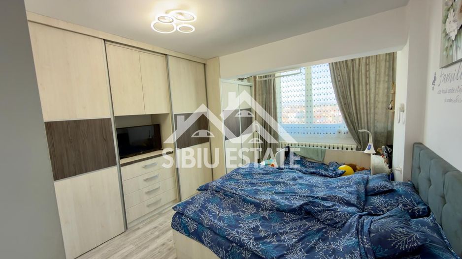 Apartament 75 mp. 3 camere 3 balcoane  decomandat in Sibiu- Terezian - Poză 3