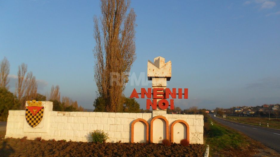Se vinde teren in Anenii Noi Centru - Poză 5