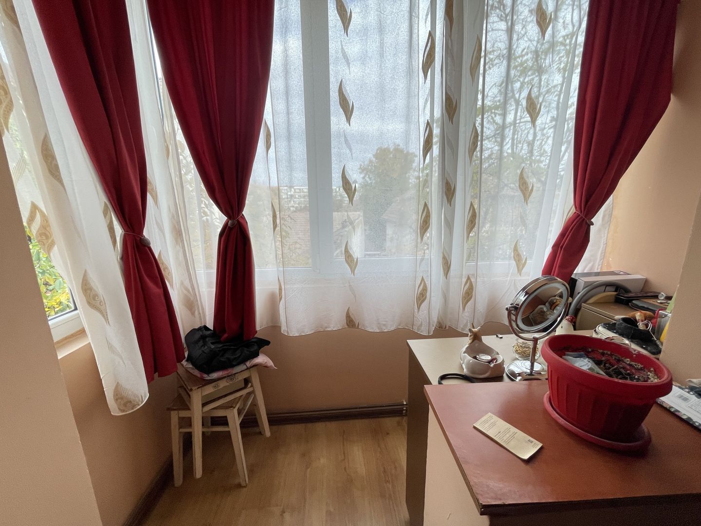 Apartament cu trei camere -zona Matei Basarab - Poză 12