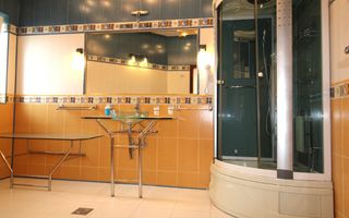 Casă individuală – Dumbrăvița, mobilata si utilata, spatii generoase. - Poză 24