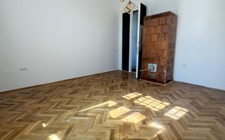 Garsonieră / spațiu multifuncțional | Centrul Istoric  | Parcare - Poză 1