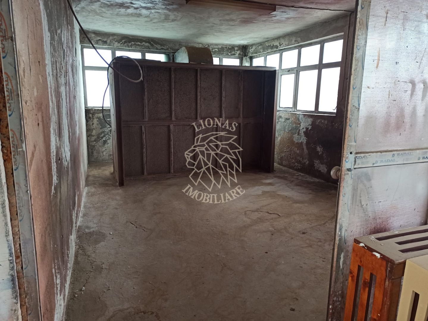 Complex de 4 hale 1705 mp-ideal prelucrare, service-Valea Ghinzii - Poză 3