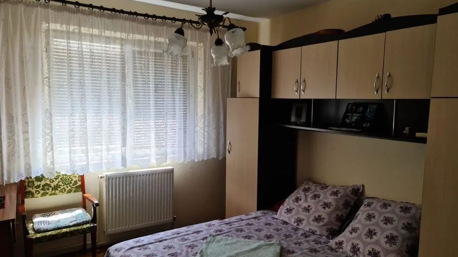 Ag EUROPA vinde ap. 4 cam. in Micro 16 la etajul 3 FINISAT si MOBILAT. - Poză 3