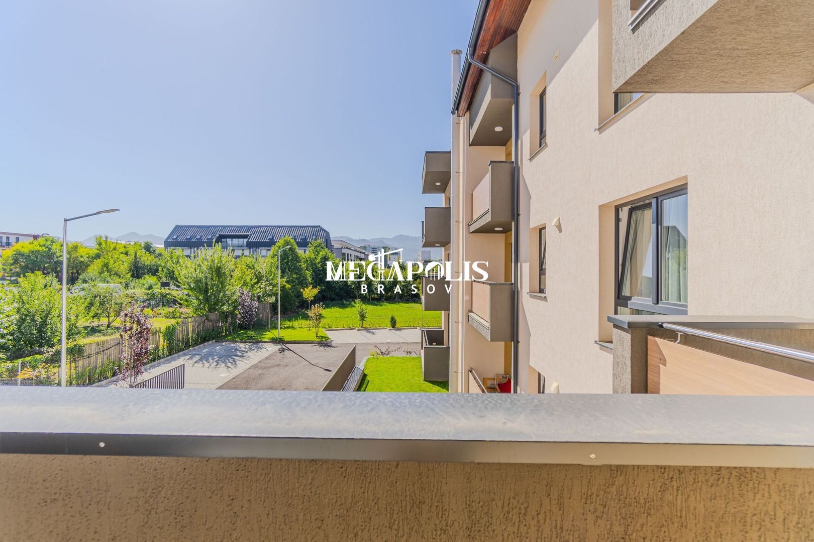 Apartament  3 camere | tip Penthouse | Intabulat | Tractorul - Poză 3