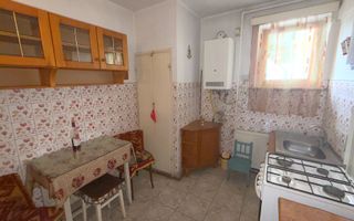APARTAMENT 2 CAMERE ETAJ 4 ZONA ULTRACENTRALĂ CAMPULUNG - Poză 7