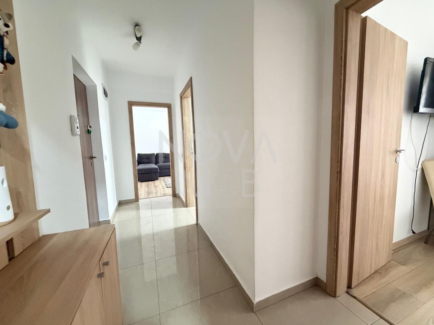 Apartament cu 2 camere, decomandat, Str. Liviu Ciulei - Poză 5