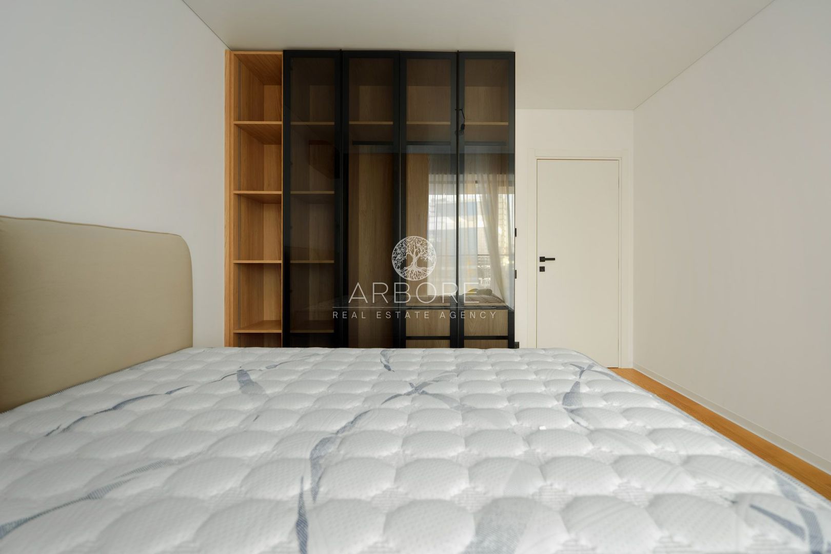 Apartament de Vânzare cu 3 Camere în Zona de Nord a Bucureștiului - Poză 11