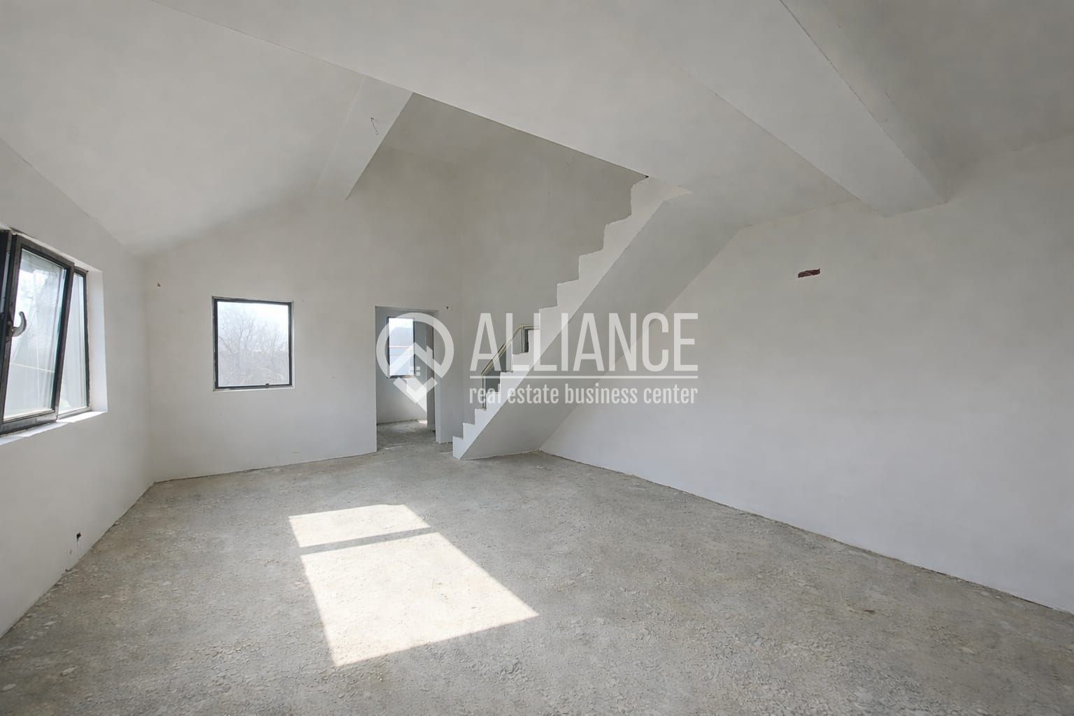 VALU LUI TRAIAN - Casa 5 camere Proiect Deosebit - Poză 4