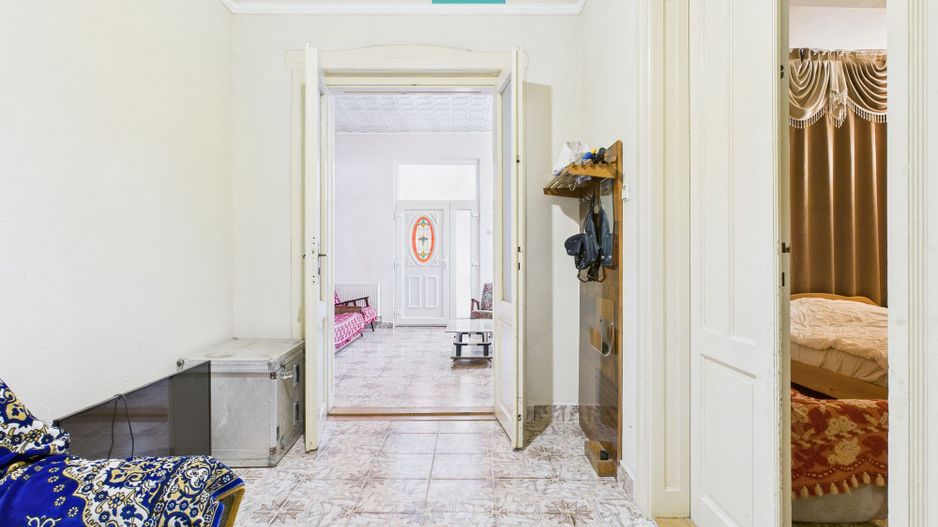 CONAC IMPRESIONANT ÎN GHIOROC - Poză 34