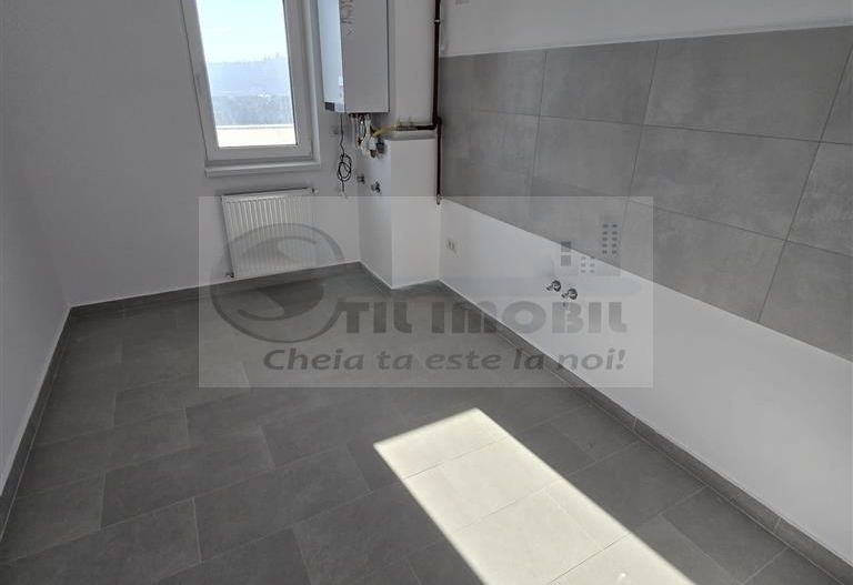 INTABULAT! Apartament cu o camera decomandat Central 44mp - Poză 1