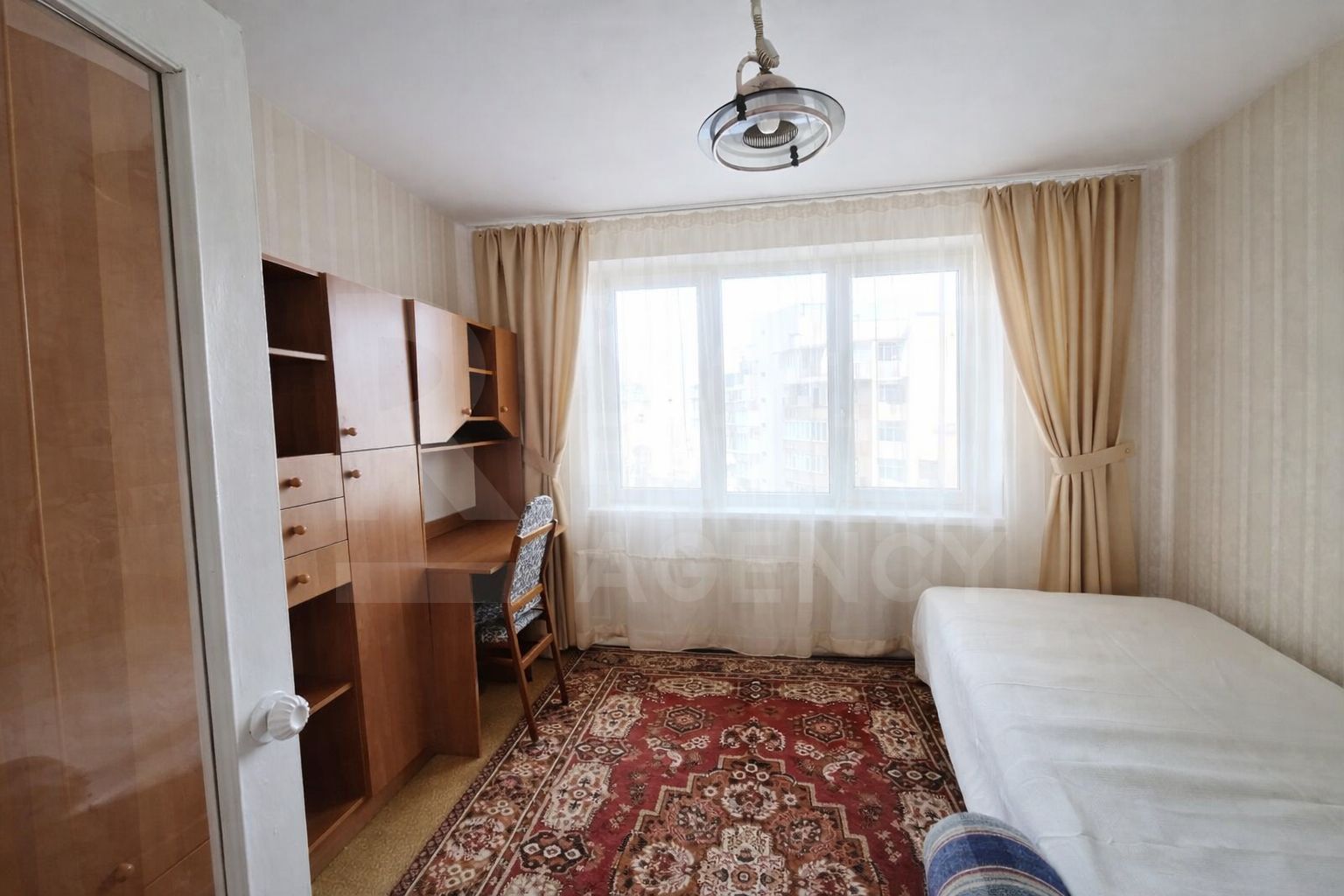 Chirie, apartament, 3 camere, str. Liviu Delianu, Buiucani - Poză 3