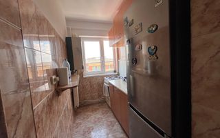 Apartament de vanzare 2 camere zona Centru - Poză 4