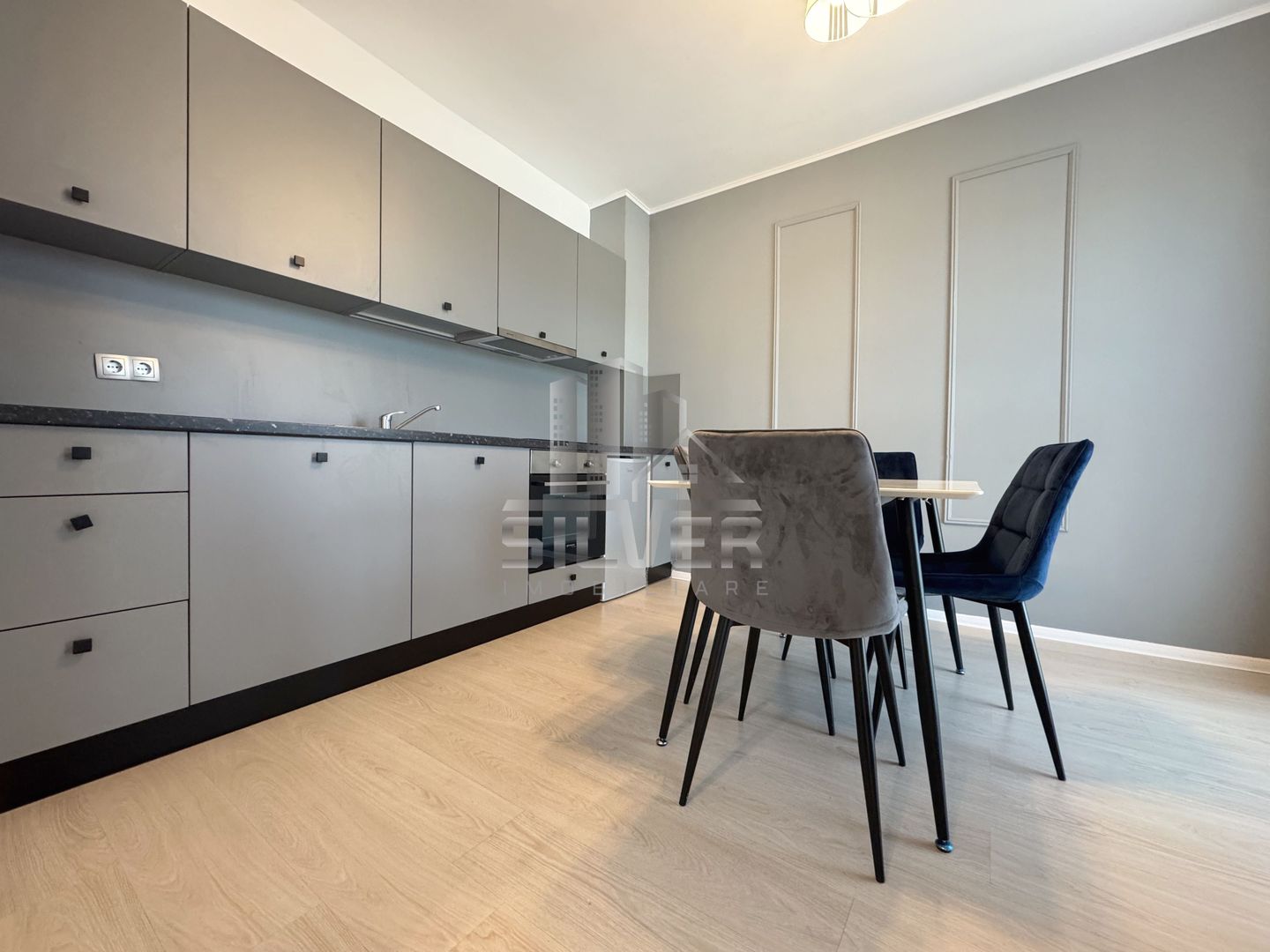 Apartament cu 2 camere in West City Tower! - Poză 4