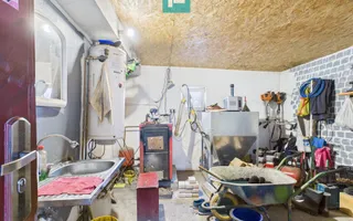 Casă solidă cu 1400 mp teren în Iratoșu - Poză 29