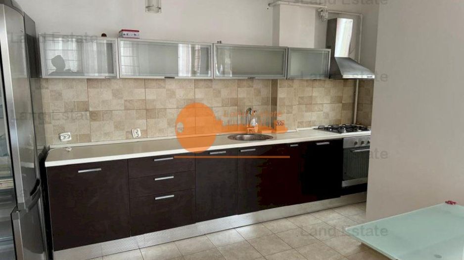 3 camere Ion Mihalache-Loc parcare ( 2008 ) - Poză 9