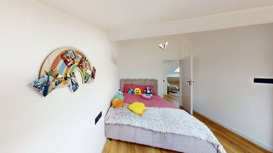Penthouse de vanzare in Sibiu, pe 2 niveluri, mobilat si utilat modern - Poză 3