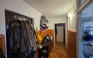 Apartament spațios cu 2 camere, și centrală proprie, Bucovina - Poză 3