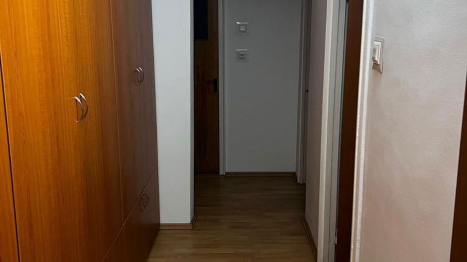 AP. 3 CAMERE DRISTOR, BUCATARIE INCHISA, MOBILAT/UTILAT, METROU 1 MIN - Poză 8