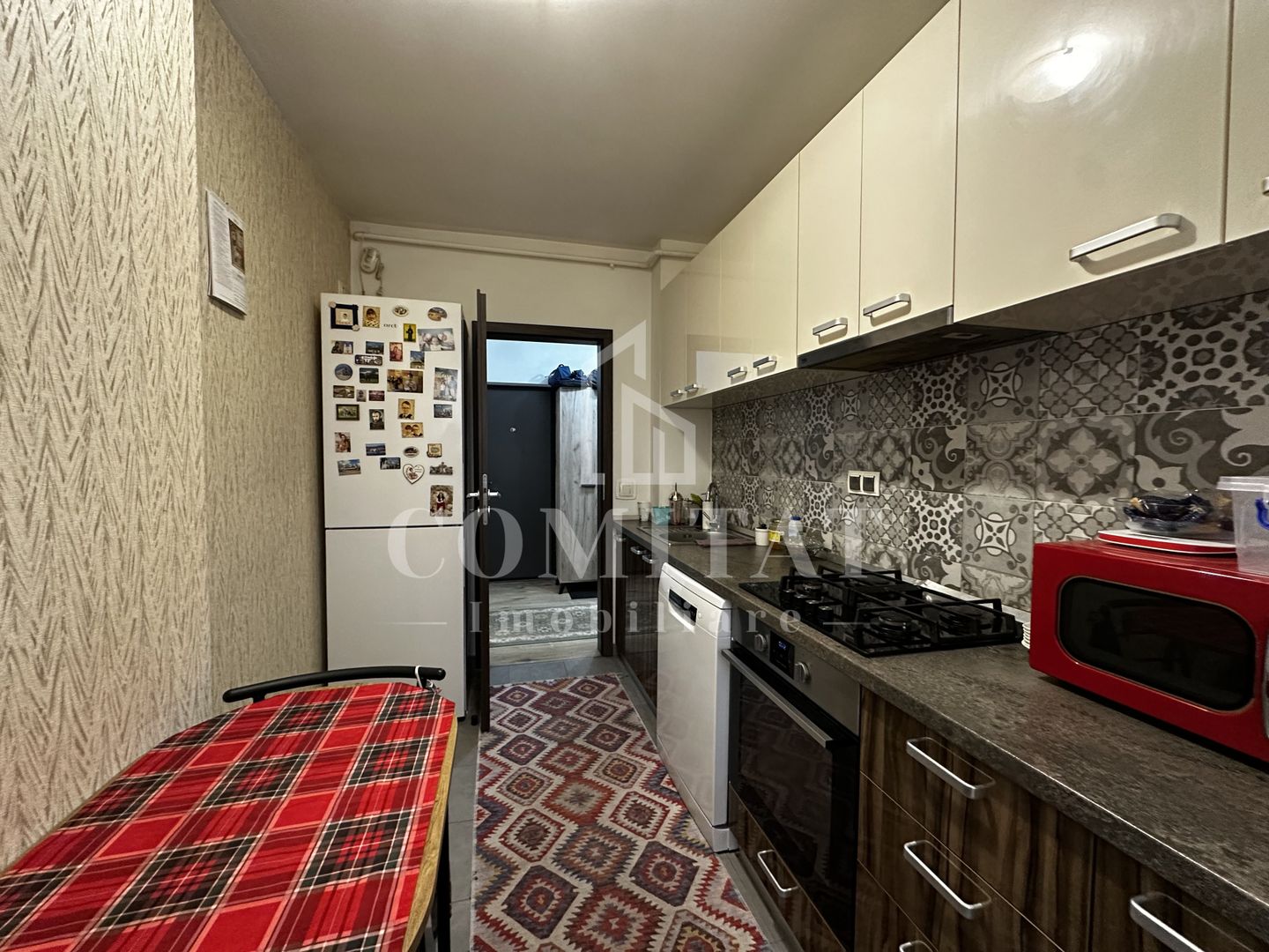 Apartament la etaj intermediar | Garaj subteran | Borhanci - Poză 9