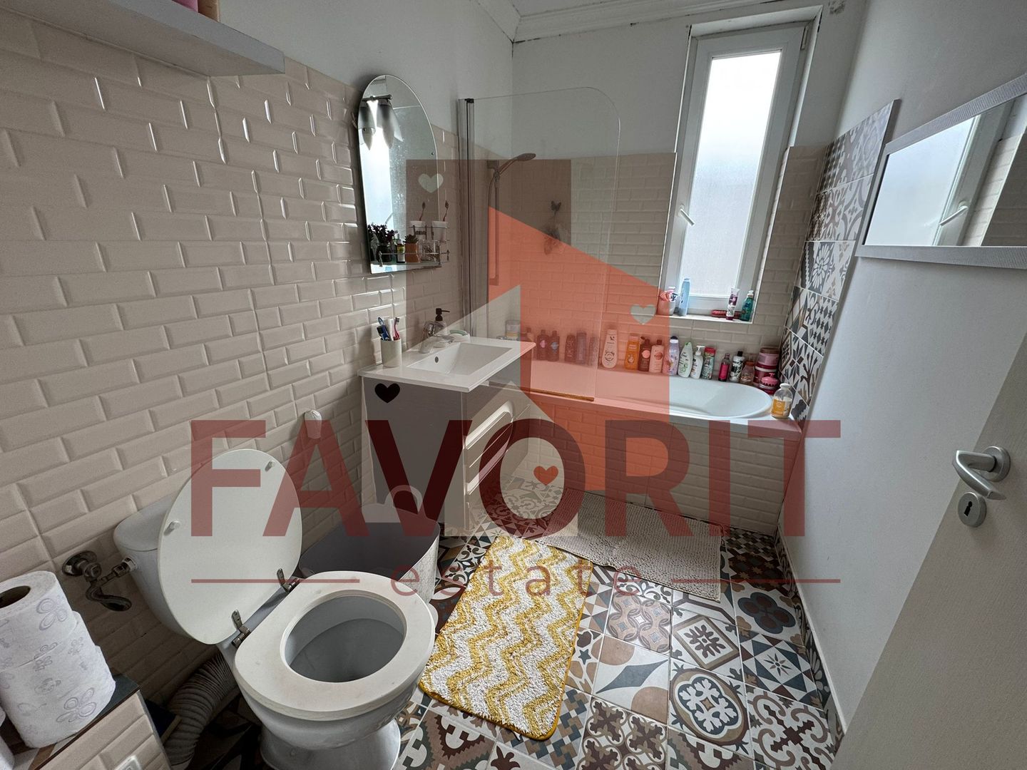 Apartament cu 3 camere mobilat si utilat, posibilitate preluare chiriasi - Poză 8