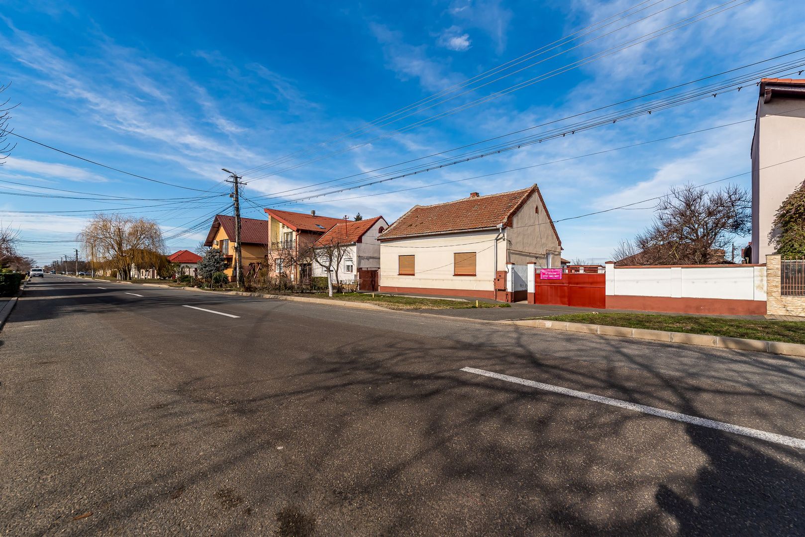 Casă cu teren 846 mp Micalaca, Strada Lipovei. Ocazie rară! - Poză 1