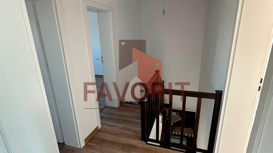 Duplex despartit prin camera tehnica | 4 camere | Toate utilitatile | - Poză 12