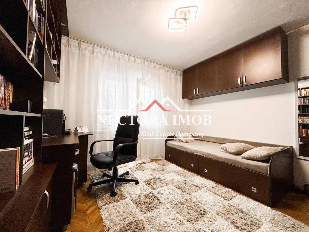 NECTORA IMOB-Apartament 4 camere, 2 bai, Parcare, Str. T. Lalescu, Et3 - Poză 12